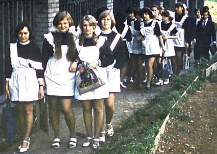 Отличная подборка фото выпускниц разных лет: какими они были тогда и есть сегодня