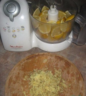 Очень вкусная и весьма полезная заготовка на зиму из лимона под названием «Баночка здоровья»